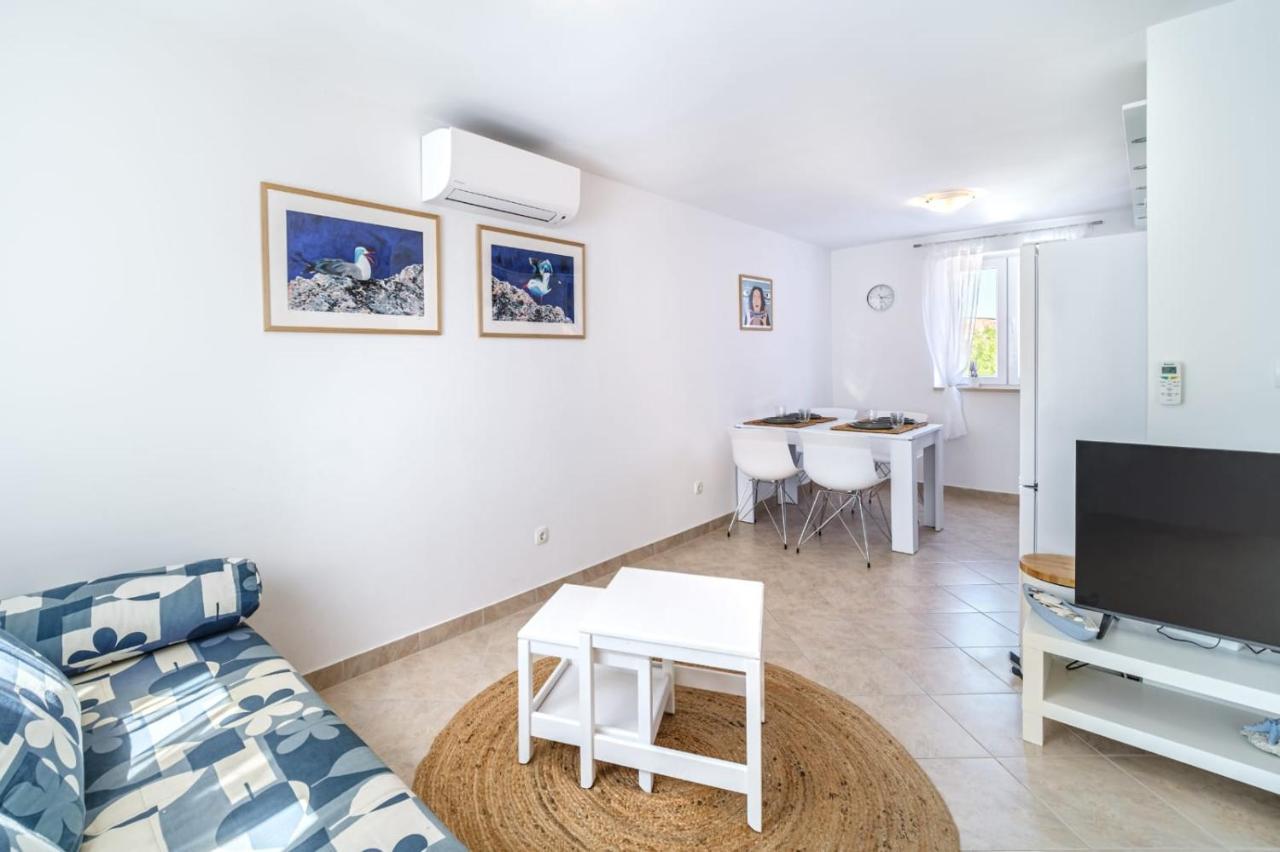 Apartmani P&S Supetar Exteriör bild